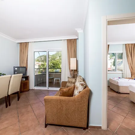 Lighthouse Aparthotel *